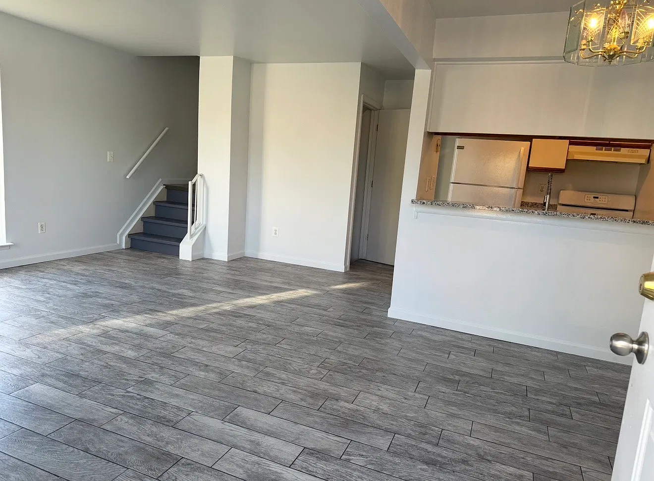 2 bed, 800 sqft, $1,499 — Photo 3