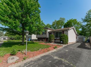 4910 Fox Ridge Ct, Columbus, OH 43228