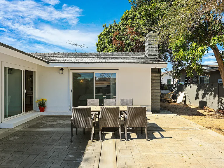 9461 Lotus Dr — Photo 11