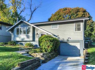 6804 S 49th St, Omaha, NE 68117