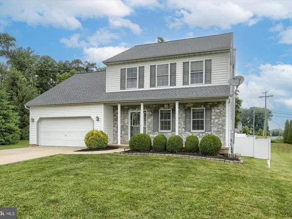 25 Crestview Ct, York Haven, PA 17370