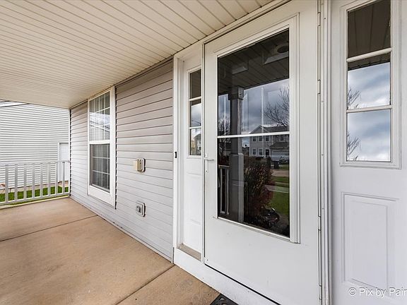 3rd image of 5647 McKenzie Dr