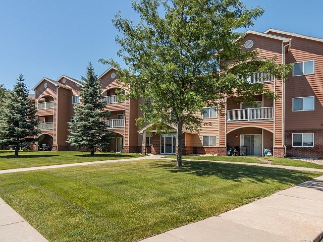 Steeplechase Apartments