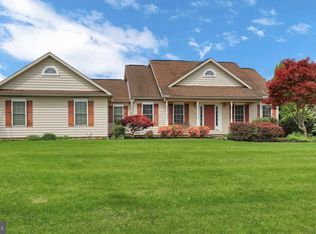 70 W Summit Dr, Littlestown, PA 17340