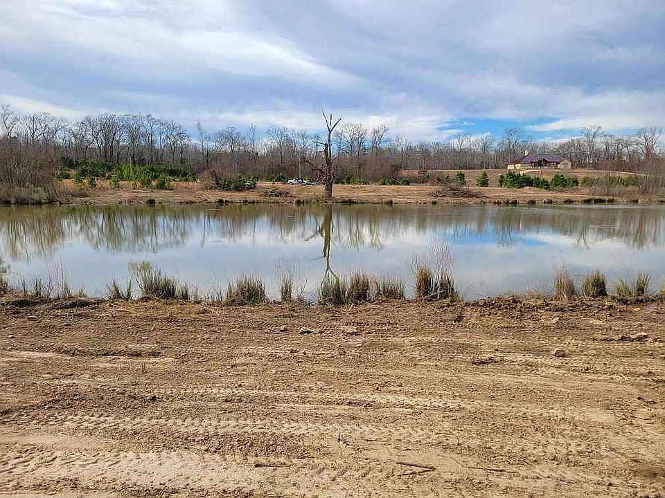 1st image of 526 Mustang Dr