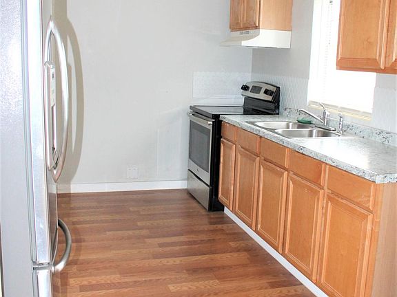 5th image of 430 E Trinidad Ave