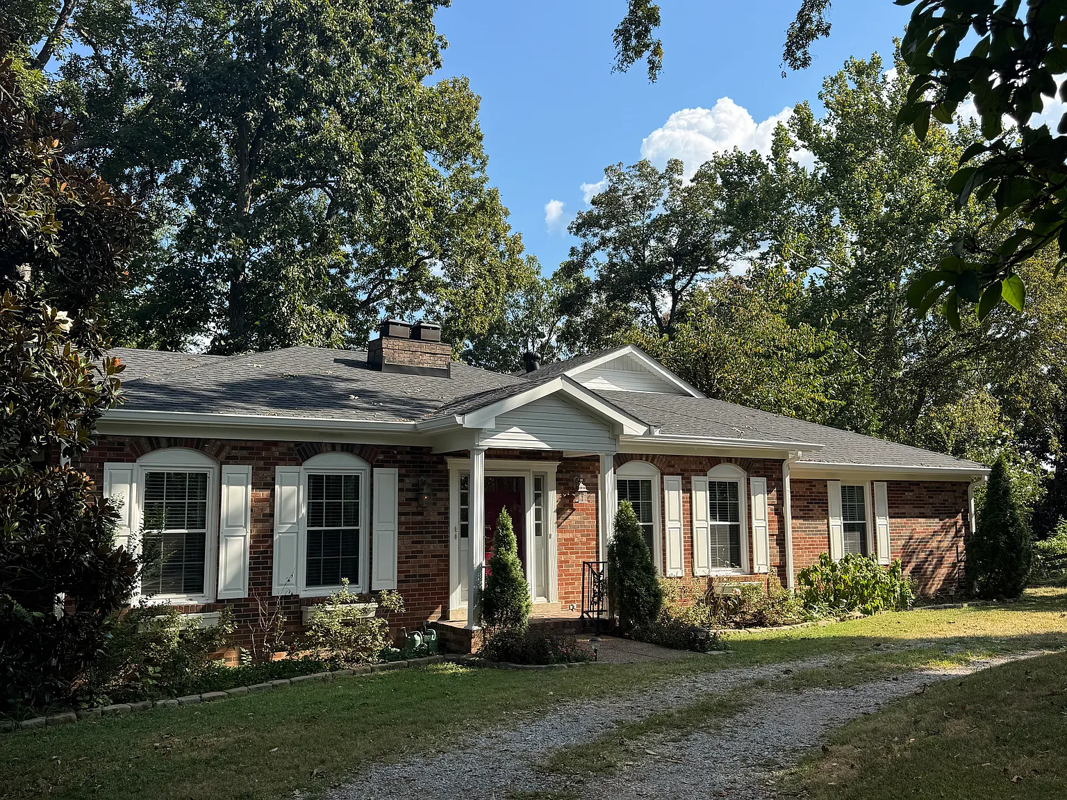 725 Stirrup Ct — Photo 1