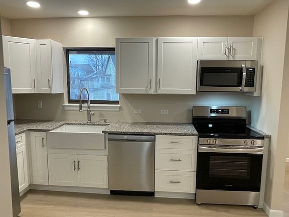 2nd image of 89 East St #B