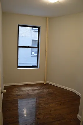 Rented by CoSo Apartments | media 34