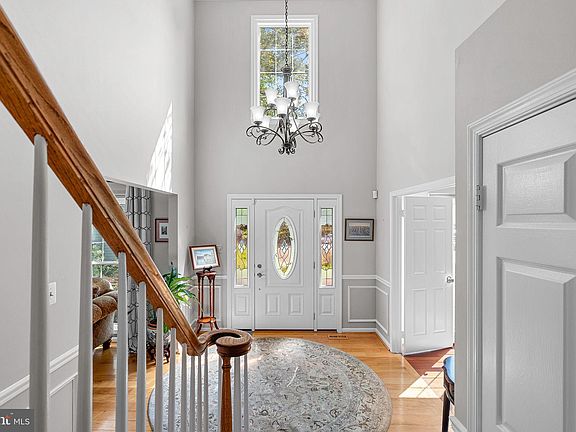 5th image of 2950 Brook Mill Ct