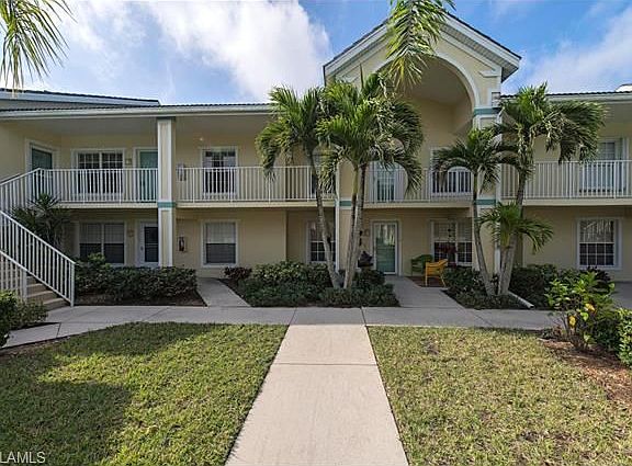 2nd image of 28750 Diamond Dr Unit 202