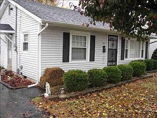 1st image of 931 Barber Way