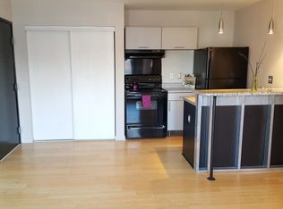 612 S Center St APT 304, Royal Oak, MI 48067