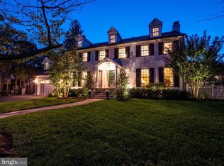 5201 Woodlawn Ave, Chevy Chase, MD 20815