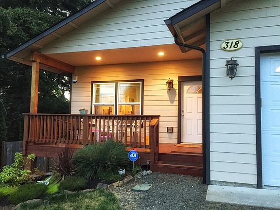 2nd image of 318 Fir St