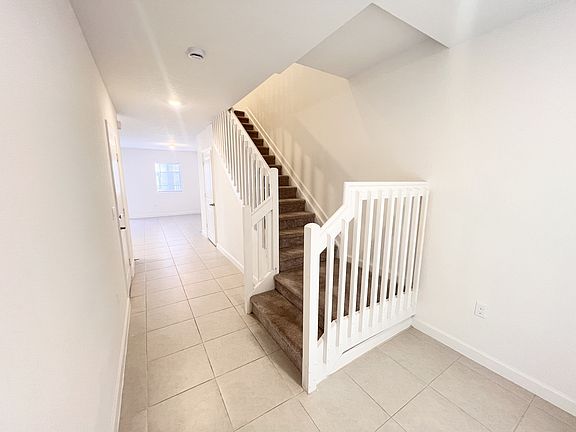 5th image of 3760 SW 50th Ave #1