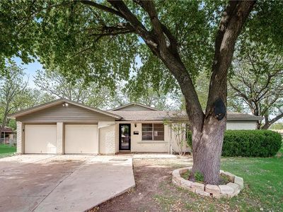 304 Thompson Ct, Saginaw, TX, 76179