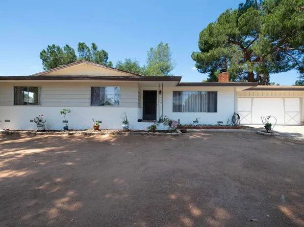 1687 S Citrus Ave, Escondido, CA 92027