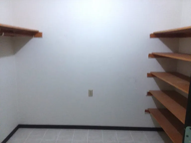 207 Cedar St NE — Photo 14