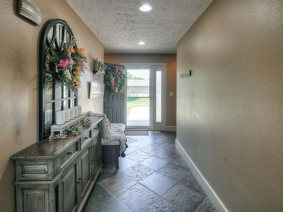 5th image of 1513 Platinum Dr