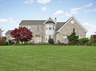 25 Peoples Line Rd, Somerset, NJ 08873