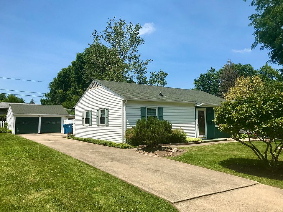 1714 Pike St, Peru, IL 61354 | Zillow