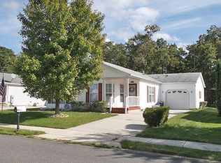 28 Baltusrol Dr, Mays Landing, NJ 08330
