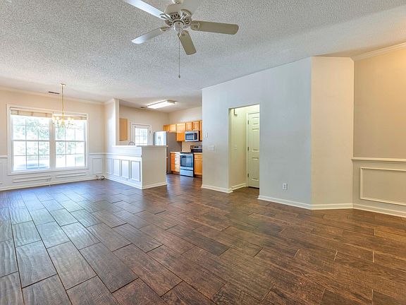 Great for family/friend gatherings