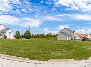 521 Verona Dr, Rockford, IL 61107