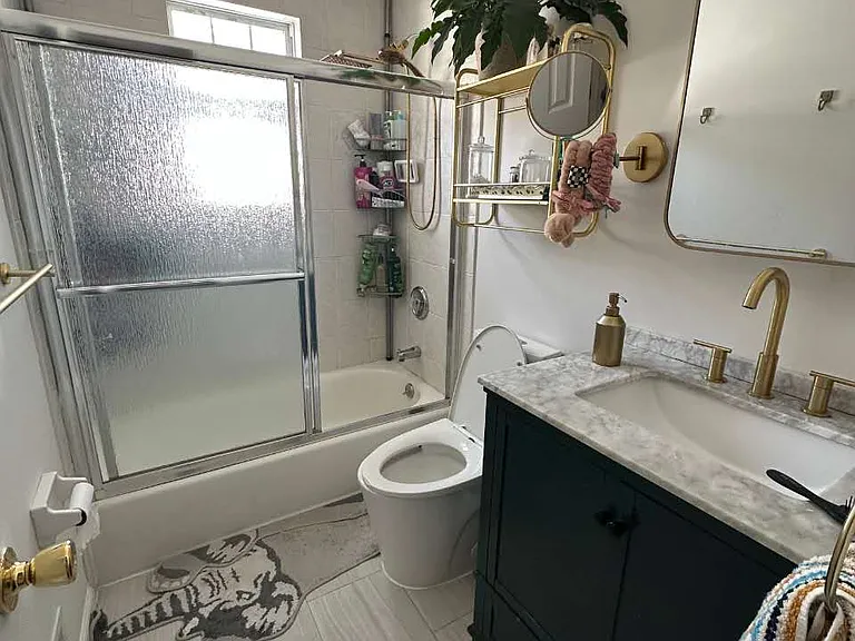 80 Belmont Pl — Photo 9