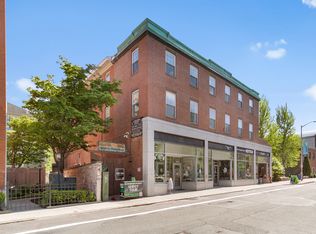 131 Essex St APT 32, Salem, MA 01970