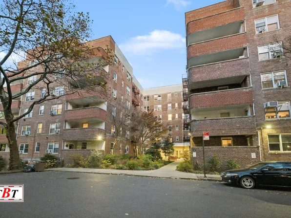 915 East 17th Street image 3 of 29