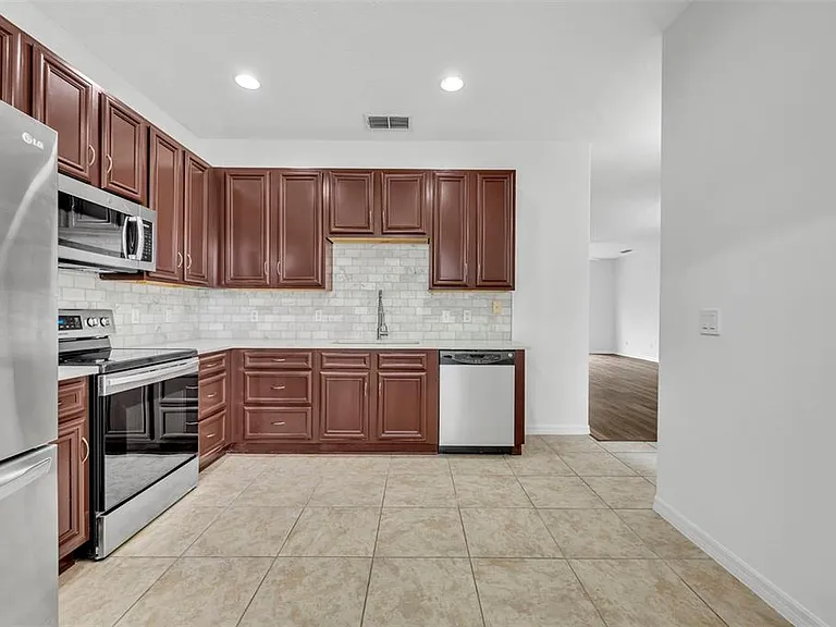 2628 Balforn Tower Way — Photo 15