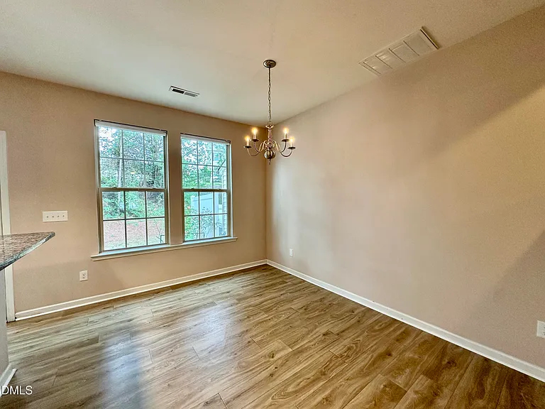 1415 Montonia St — Photo 11