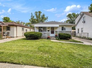 4641 Dudley St, Dearborn Heights, MI 48125