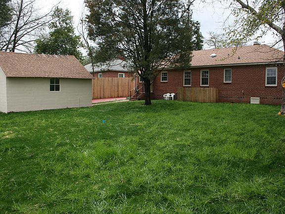 5th image of 4724 Sedgefield Ave