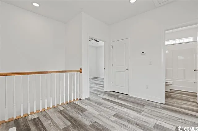 404 Terrace View Ct — Photo 16