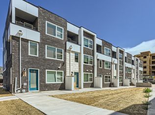 338 N Geneva St, Aurora, CO 80010