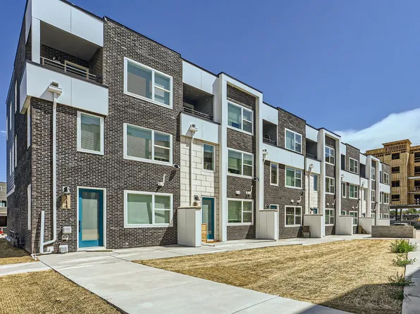 338 N Geneva St, Aurora, CO 80010