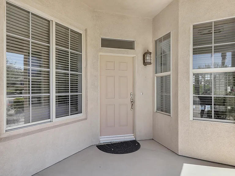 43696 Old Troon Ct — Photo 17