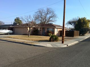 1001 Gladys Way, Hanford, CA 93230