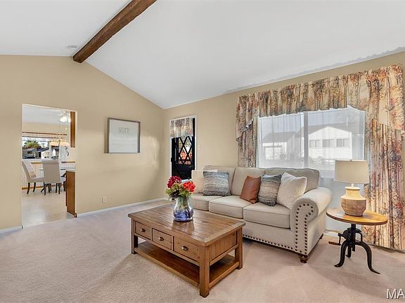 4th image of 4373 Schmittwoods Ct