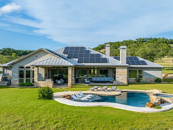 3rd image of 273 Admiral Heights Blvd