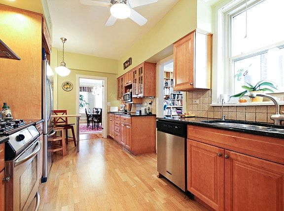 3rd image of 5000 S East End Ave APT 5C