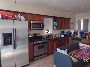 221 Shiloh St APT 3, Pittsburgh, PA 15211