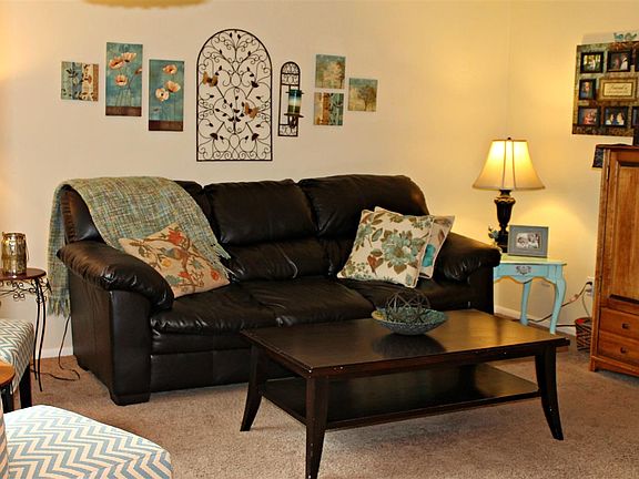 4th image of 6908 Forestwood Dr