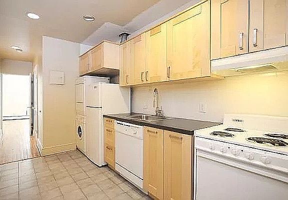 5th image of 479 W 22nd St APT 3