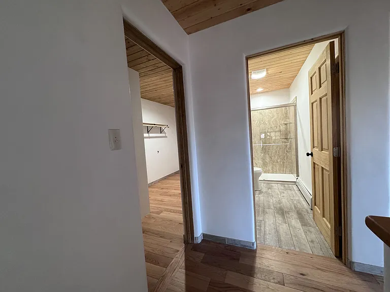 232 Valverde St — Photo 56