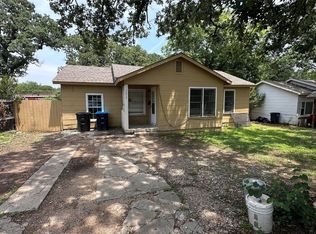 3613 Wilbarger St, Fort Worth, TX 76119