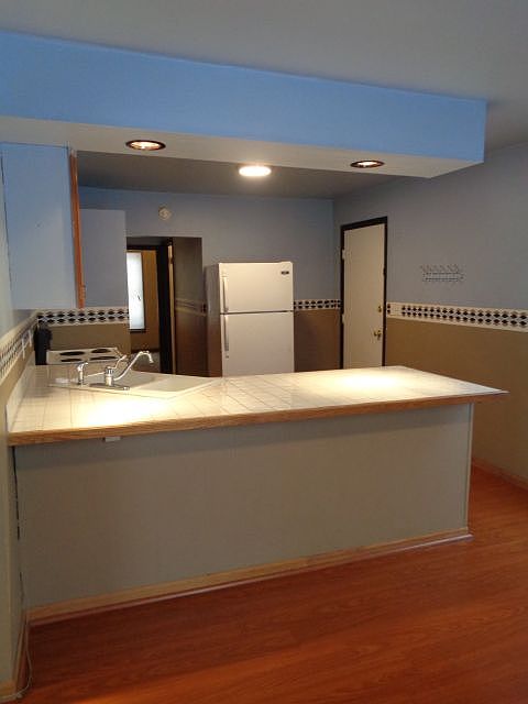 1st image of 34 Broadwater Ave